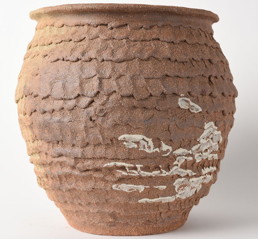 large textured pot, craft crank stoneware, reduction fired, decoration in white slip. H26, C27cm