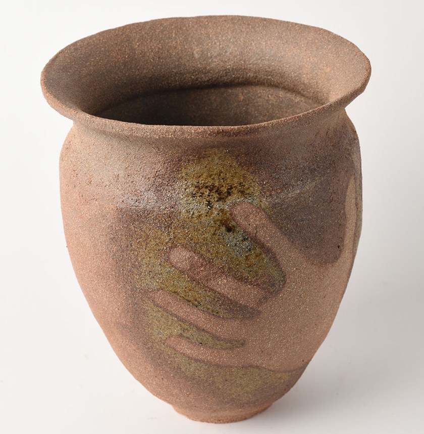 pot, craft crank, decoration in powdered cave clay, reduction fired. H25 C22cm